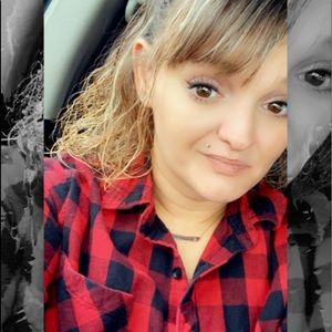 Meet your Posher, Alisha